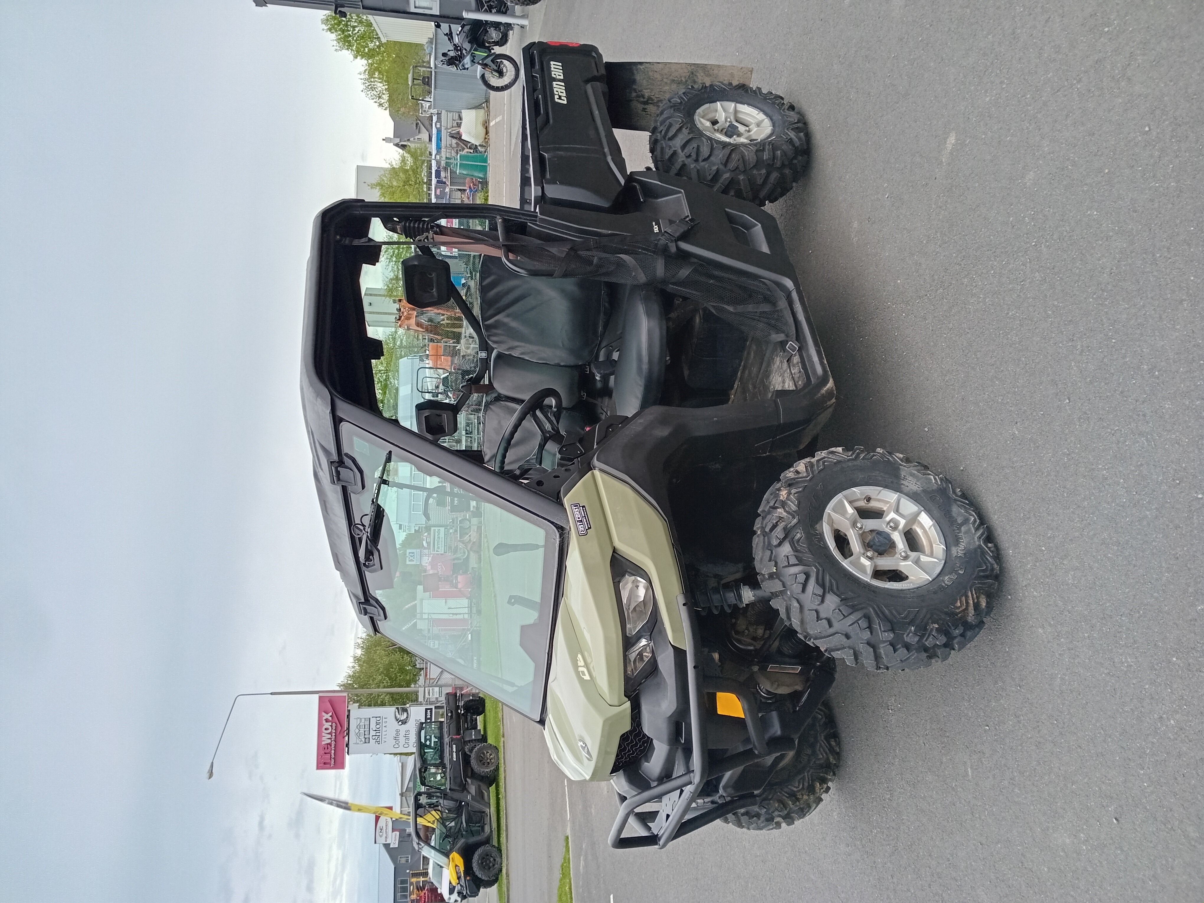 2016 Can-am Defender HD8 DPS - 1